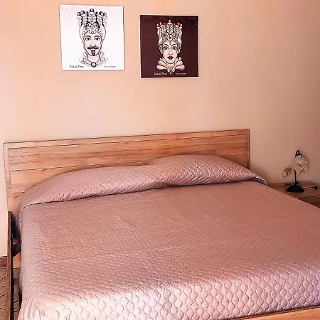 Dom wakacyjny Casa Palermo *