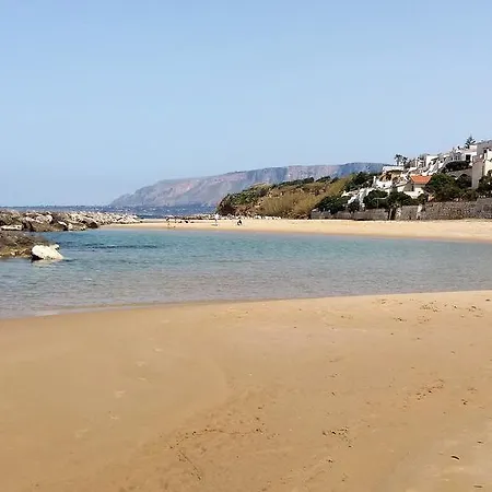 Casa Vacanza Palermo * Trappeto (Sicily)